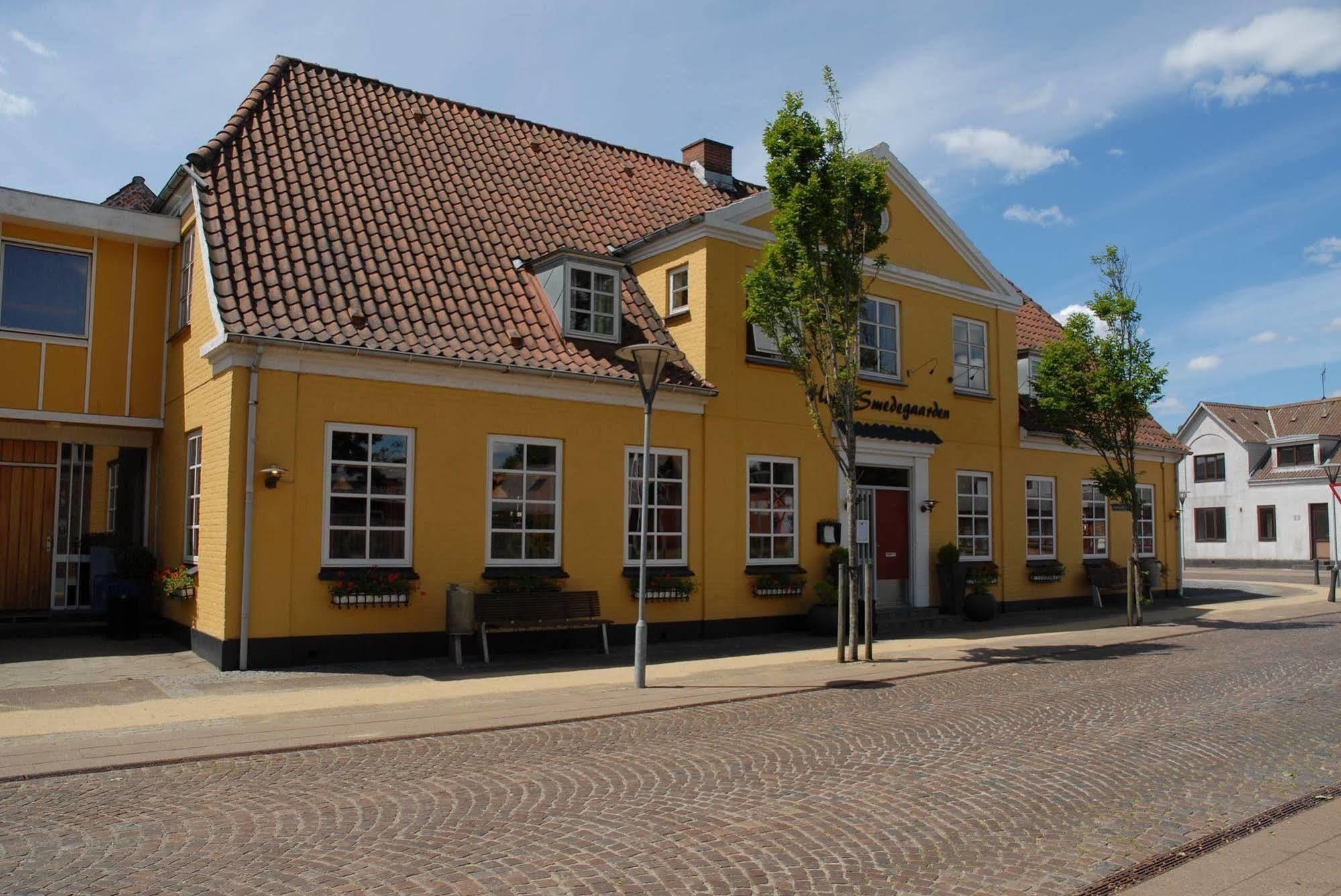 Hotel Smedegaarden Lem  외부 사진